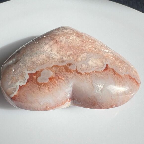 Pink Agate Crystal Heart‎ Carving (#8) - Picture 4 of 10